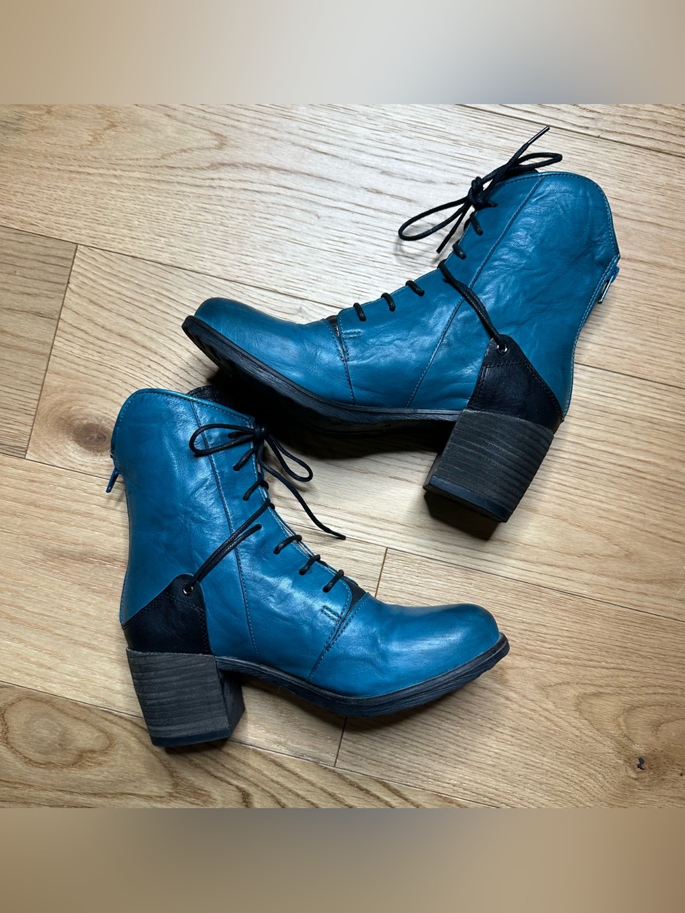 Women's Casta Portugal Blue Leather Zip-Lace Ankle Boot Size EU 38, US 7.5 EUC